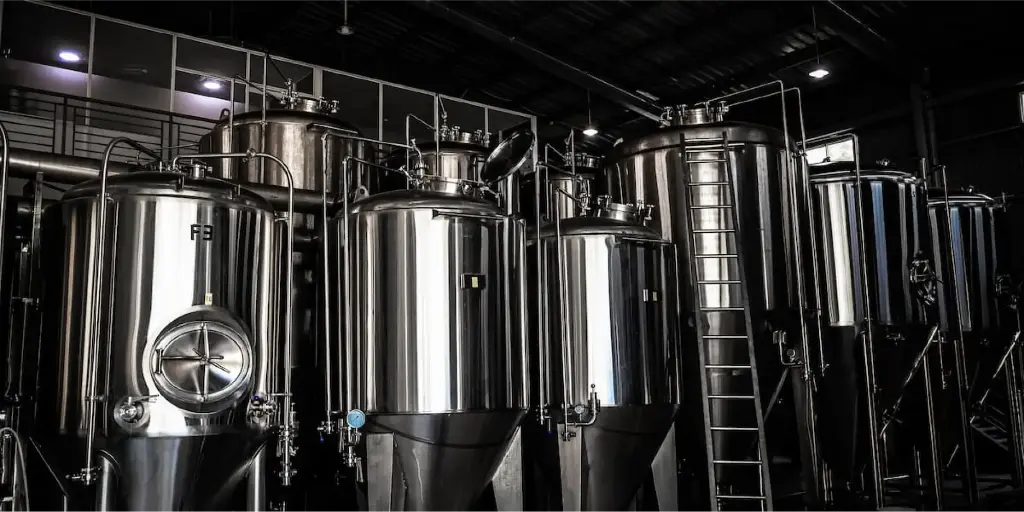 east-west-beers-36.webp